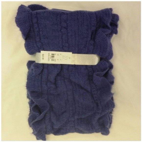 NEW WITH TAG NEW YORK & CO, Scarf AND Matching Glo - Picture 3 of 8